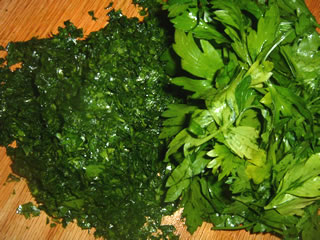 parsley-chopped.jpg